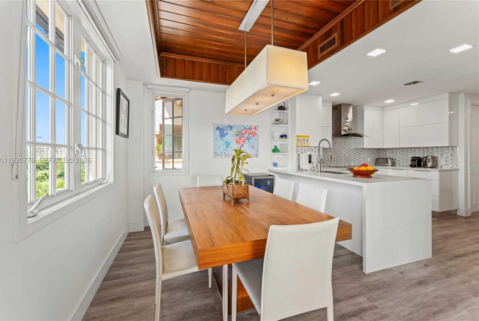 Small Image of 7777 FISHER ISLAND DR #7777, Miami Beach Number 11