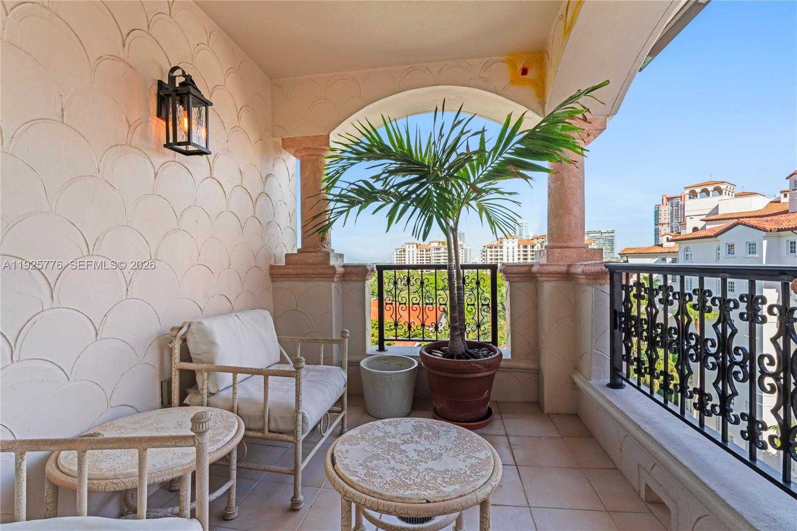 Small Image of 7777 FISHER ISLAND DR #7777, Miami Beach Number 28