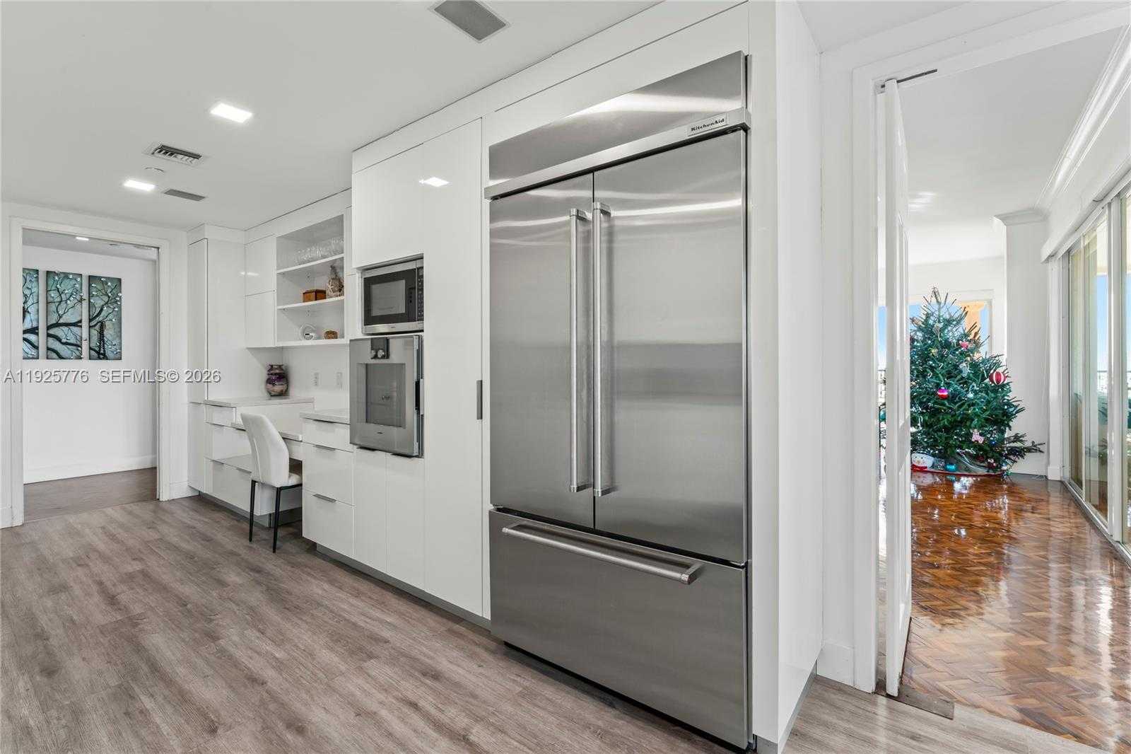 Small Image of 7777 FISHER ISLAND DR #7777, Miami Beach Number 8