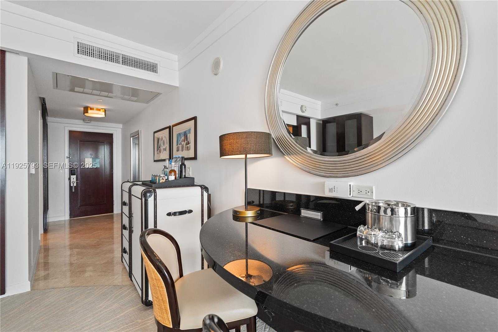 Small Image of 4391 COLLINS AVE #1814, Miami Beach Number 11