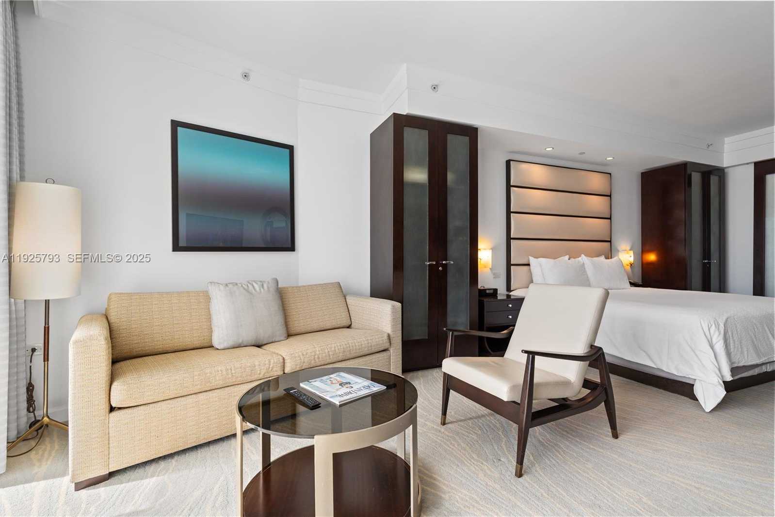 Small Image of 4391 COLLINS AVE #1814, Miami Beach Number 13