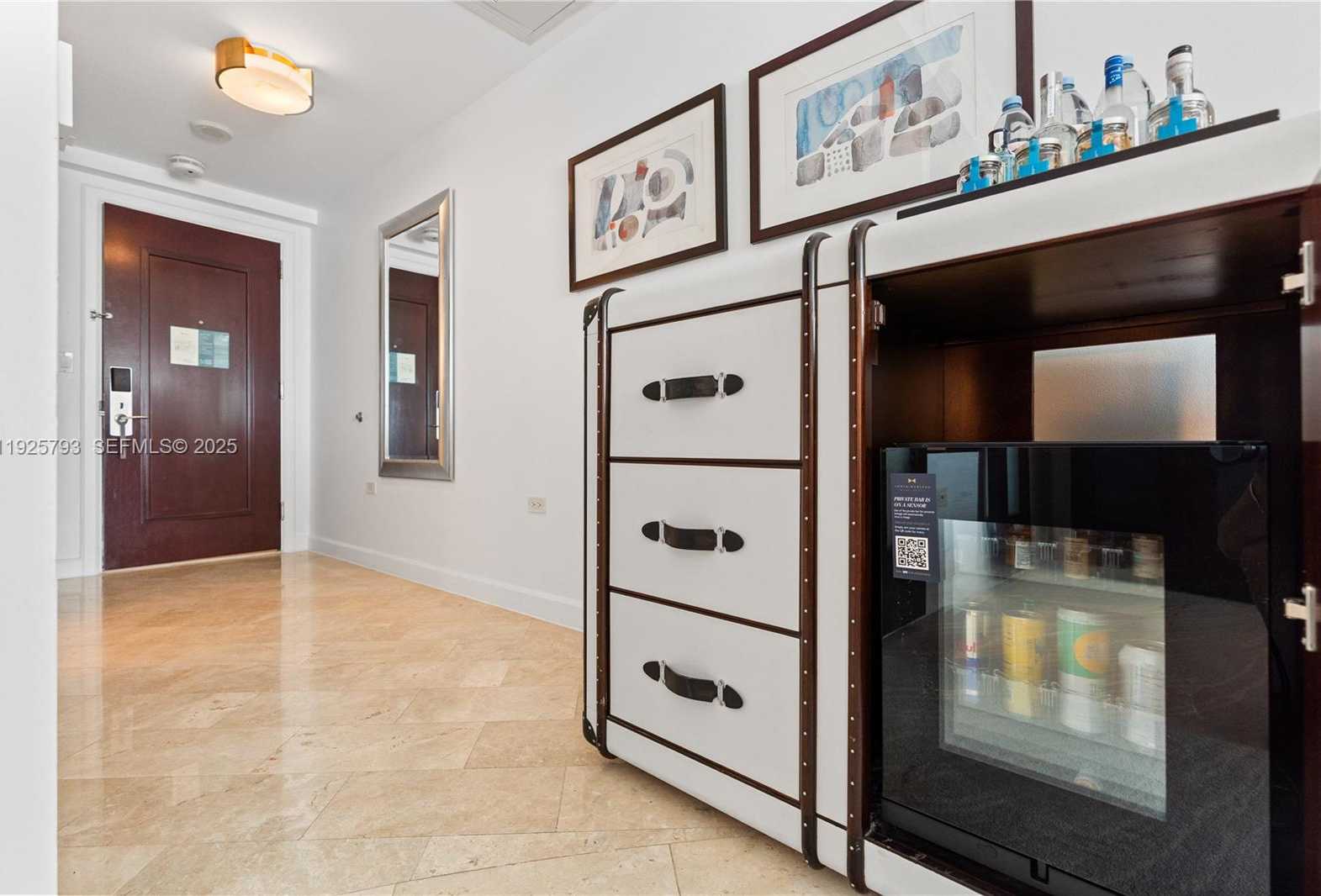 Small Image of 4391 COLLINS AVE #1814, Miami Beach Number 16