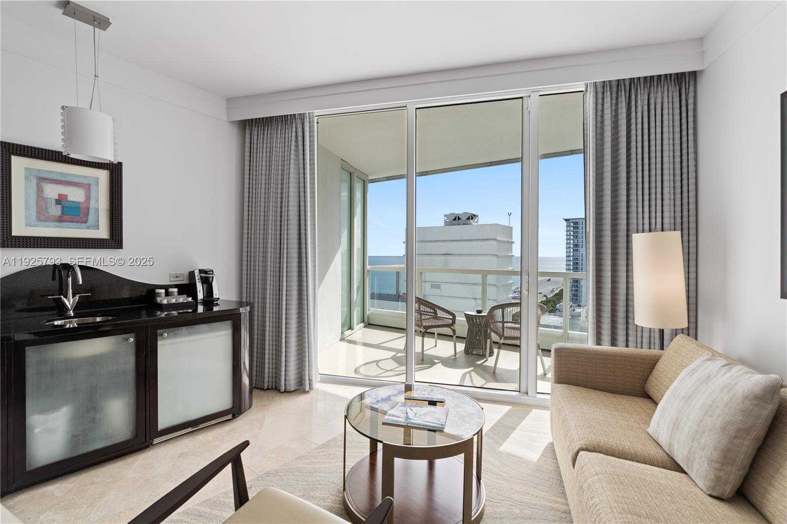 Small Image of 4391 COLLINS AVE #1814, Miami Beach Number 17