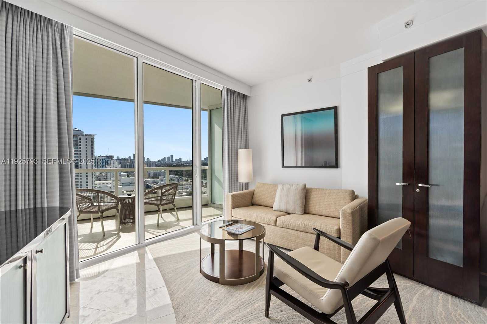 Small Image of 4391 COLLINS AVE #1814, Miami Beach Number 6