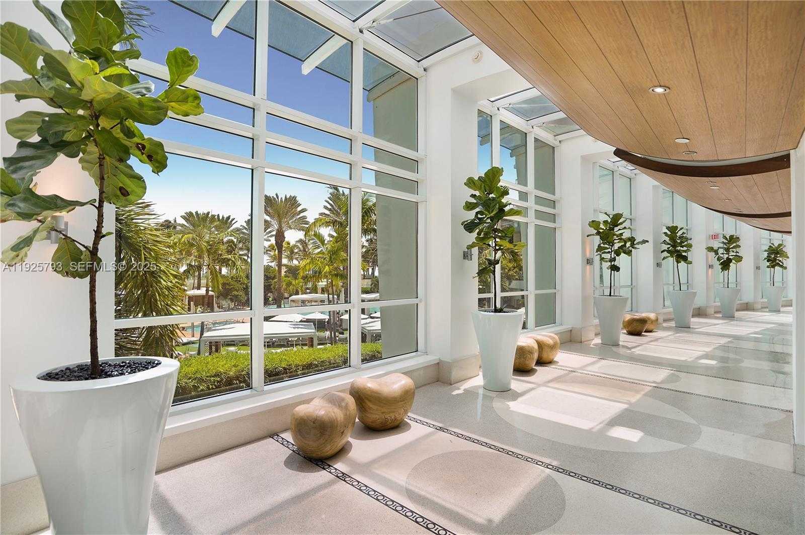 Small Image of 4391 COLLINS AVE #1814, Miami Beach Number 66