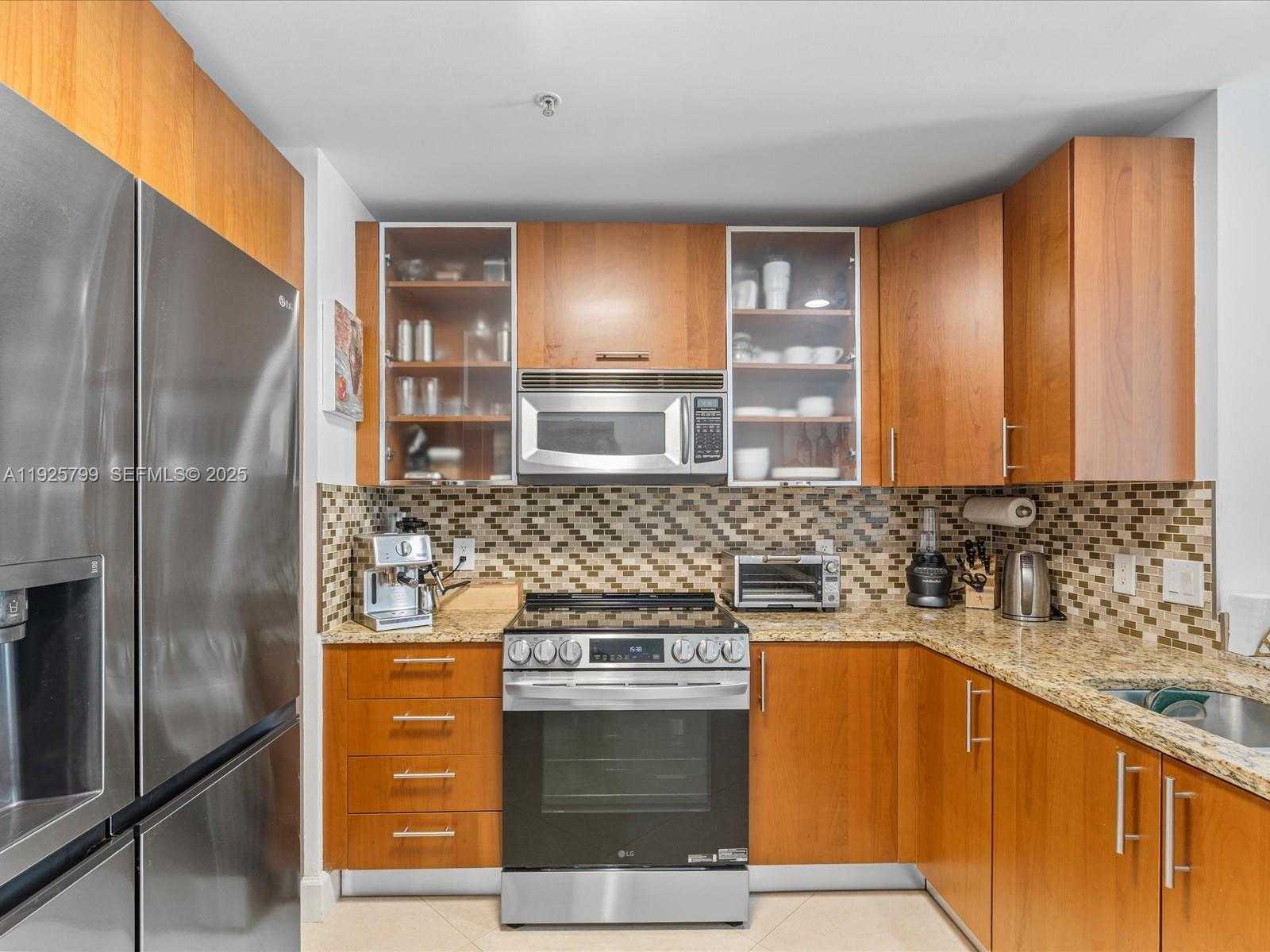 Small Image of 1945 SOUTH OCEAN DR #404, Hallandale Beach Number 10