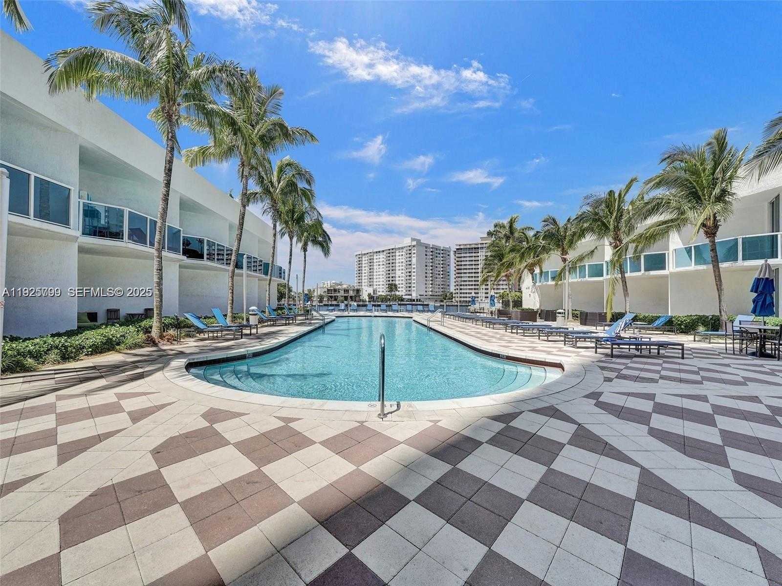 Small Image of 1945 SOUTH OCEAN DR #404, Hallandale Beach Number 32