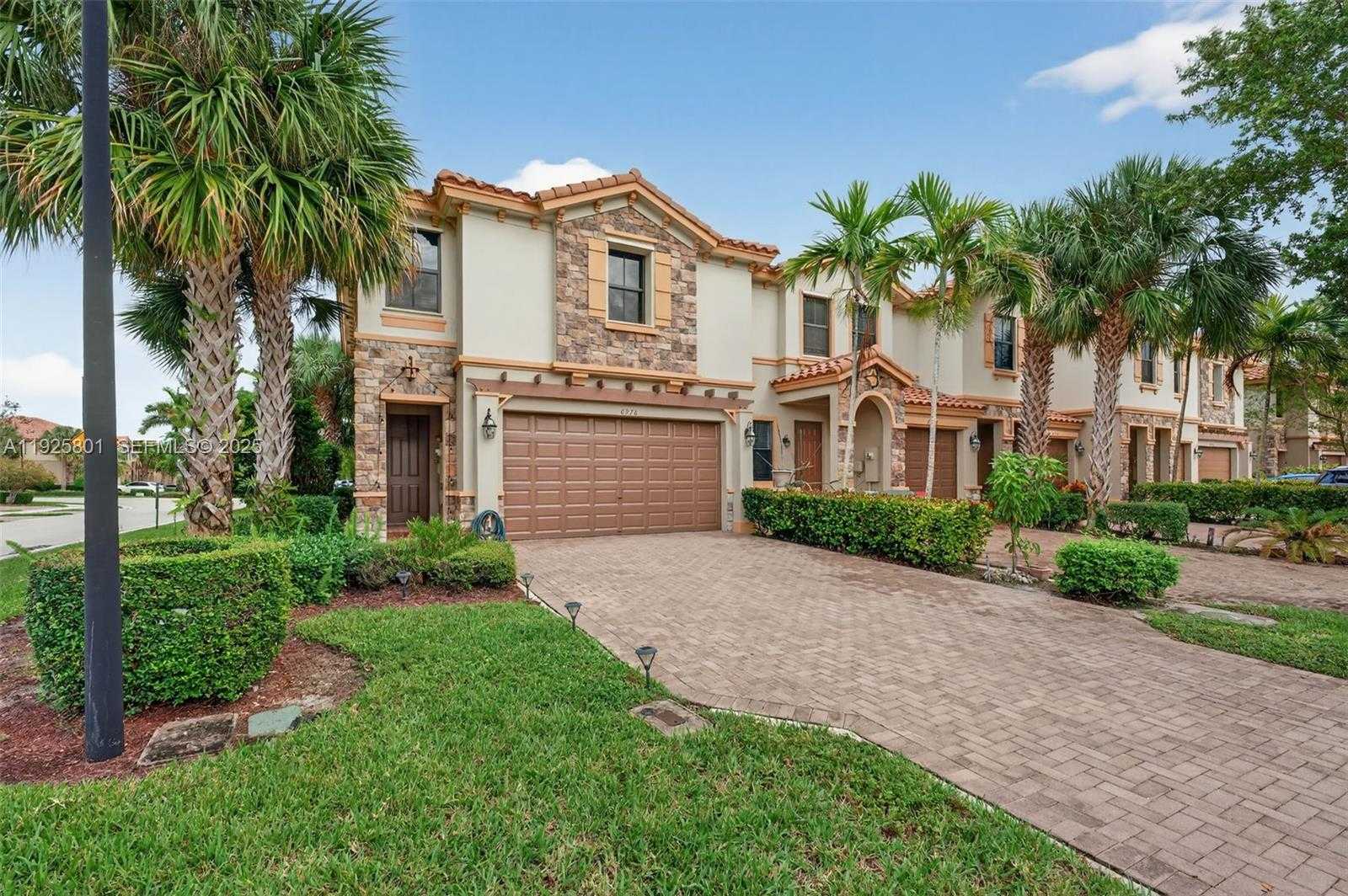 Small Image of 6978 BROADLAND WAY, Coconut Creek Number 2