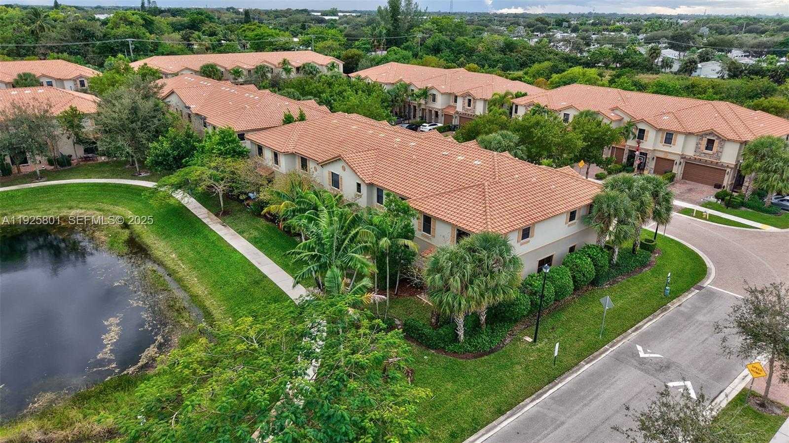Small Image of 6978 BROADLAND WAY, Coconut Creek Number 47