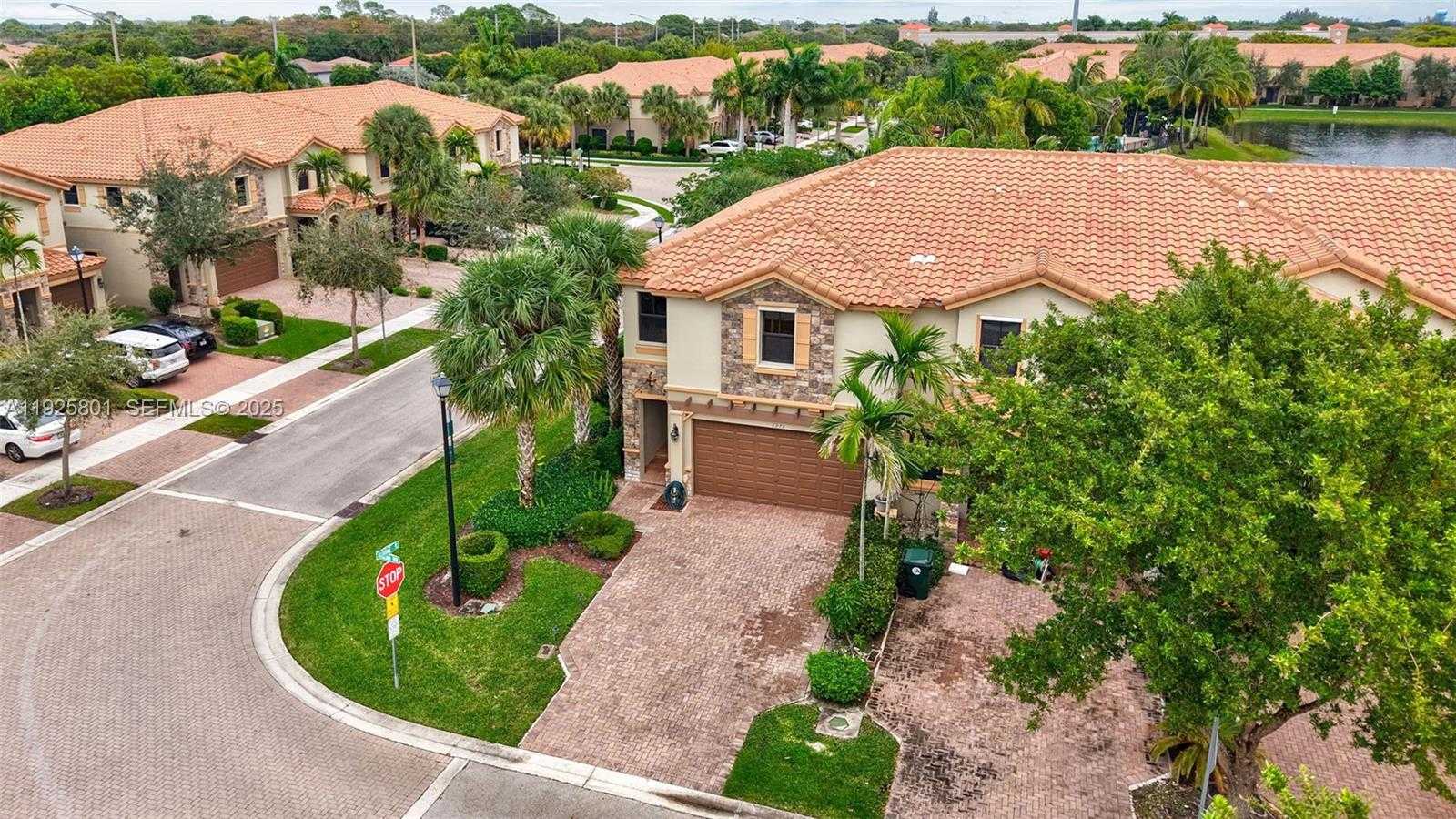Small Image of 6978 BROADLAND WAY, Coconut Creek Number 53