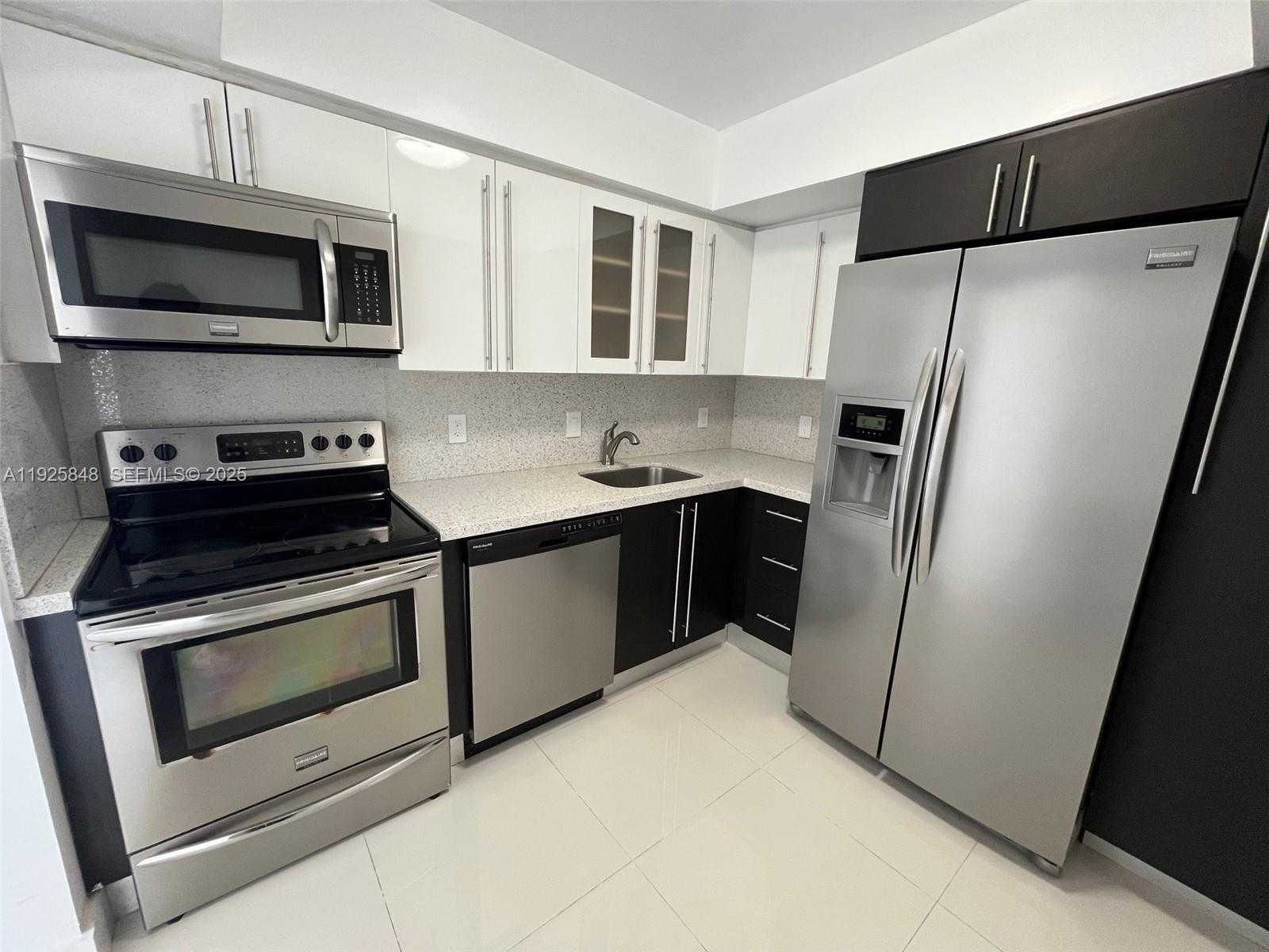Small Image of 20505 EAST COUNTRY CLUB DR #2132, Aventura Number 4