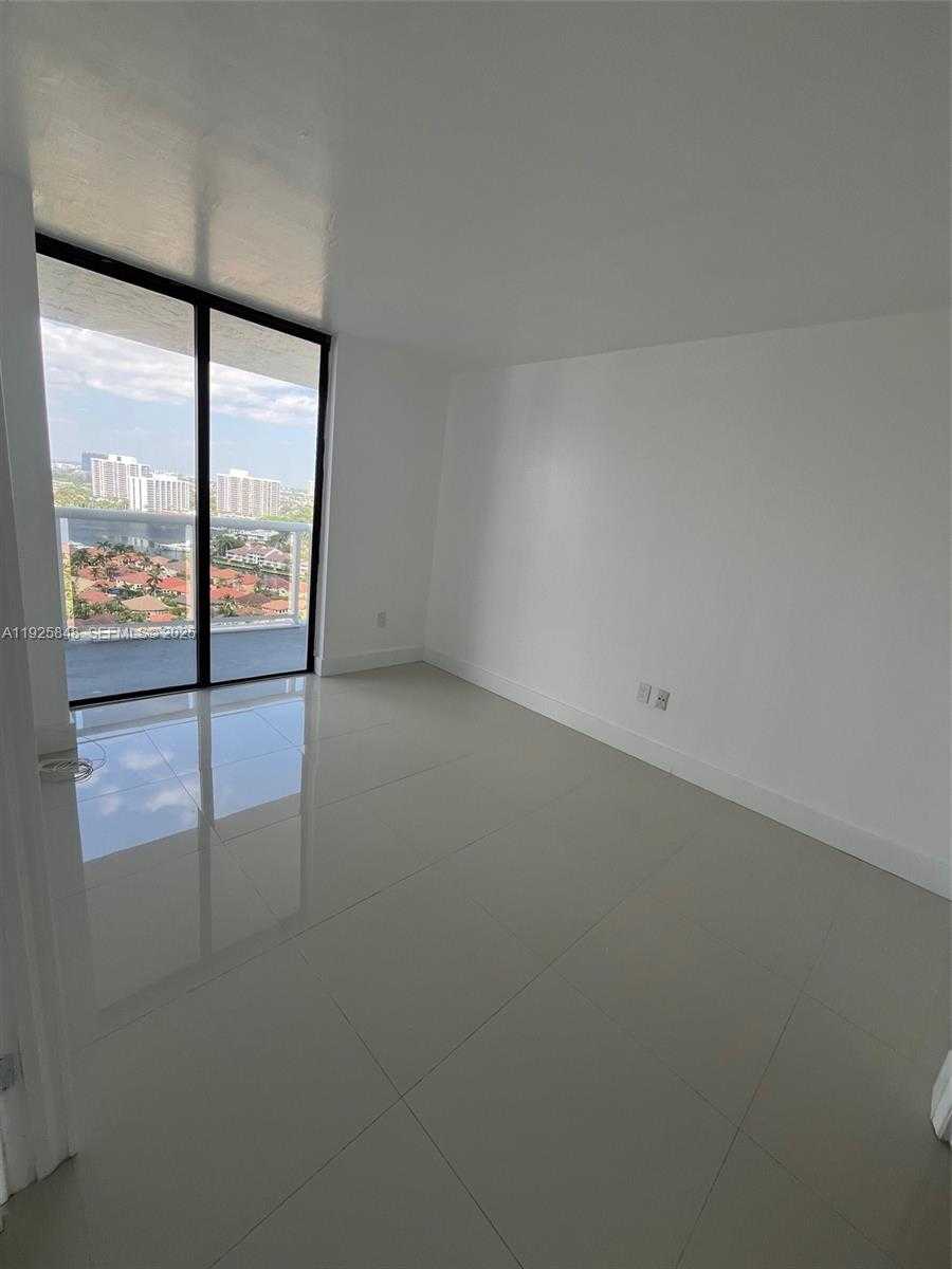 Small Image of 20505 EAST COUNTRY CLUB DR #2132, Aventura Number 7