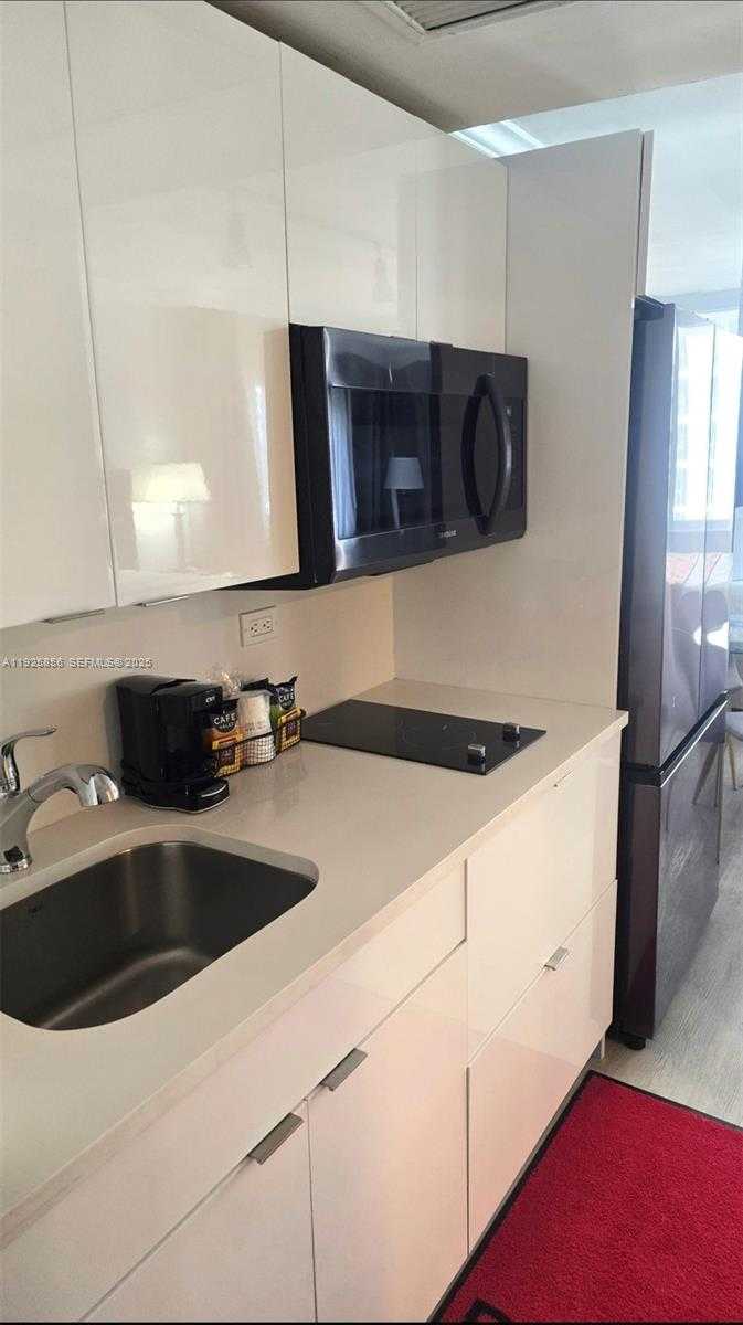 Small Image of 19201 COLLINS AVE #1126, Sunny Isles Beach Number 2