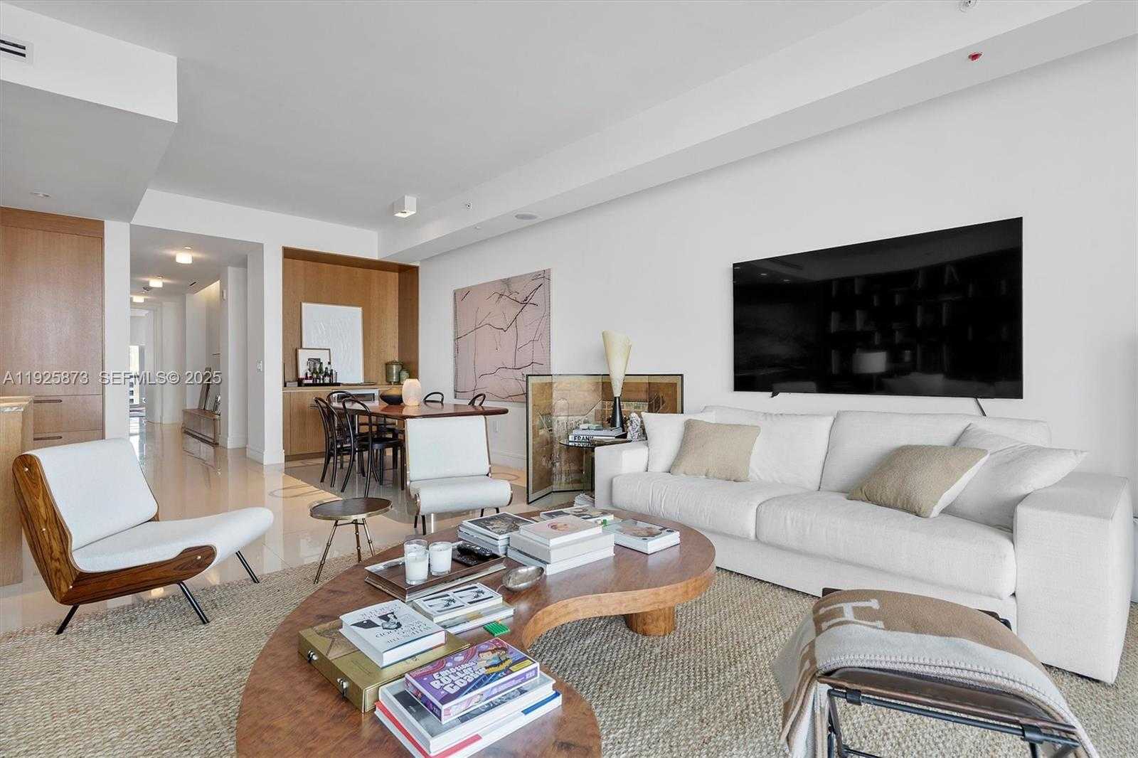 Imagen de Pequeño Objeto