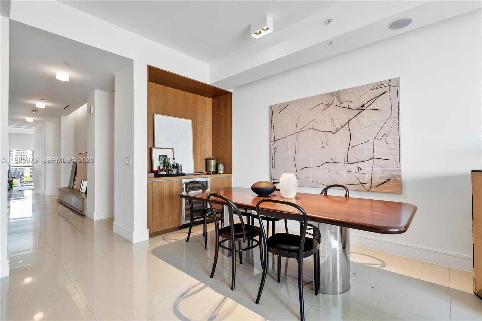 Imagen de Pequeño Objeto