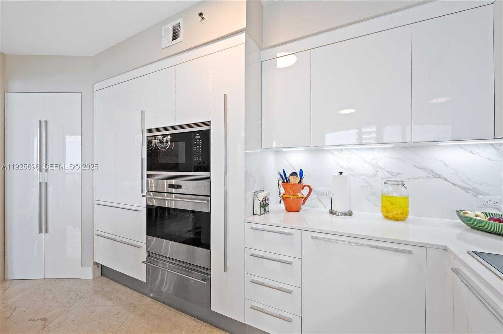 Small Image of 19333 EAST COLLINS AVE #1402, Sunny Isles Beach Number 16