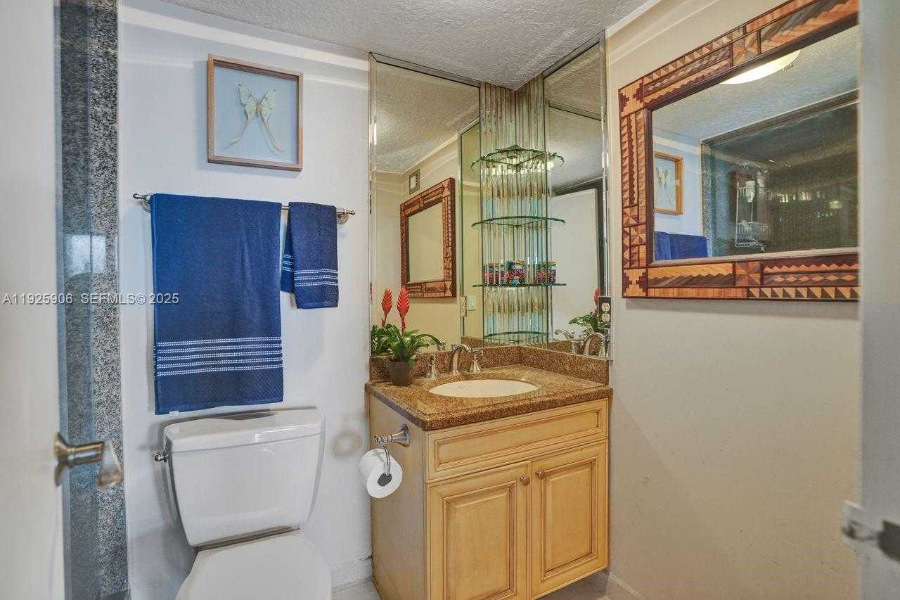 Small Image of 1228 WEST AVE #1002, Miami Beach Number 17