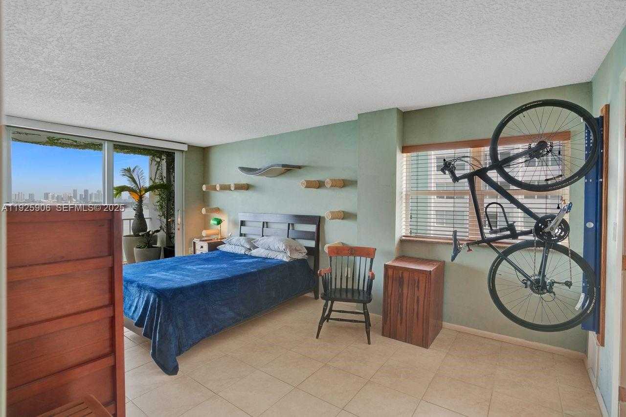 Small Image of 1228 WEST AVE #1002, Miami Beach Number 20