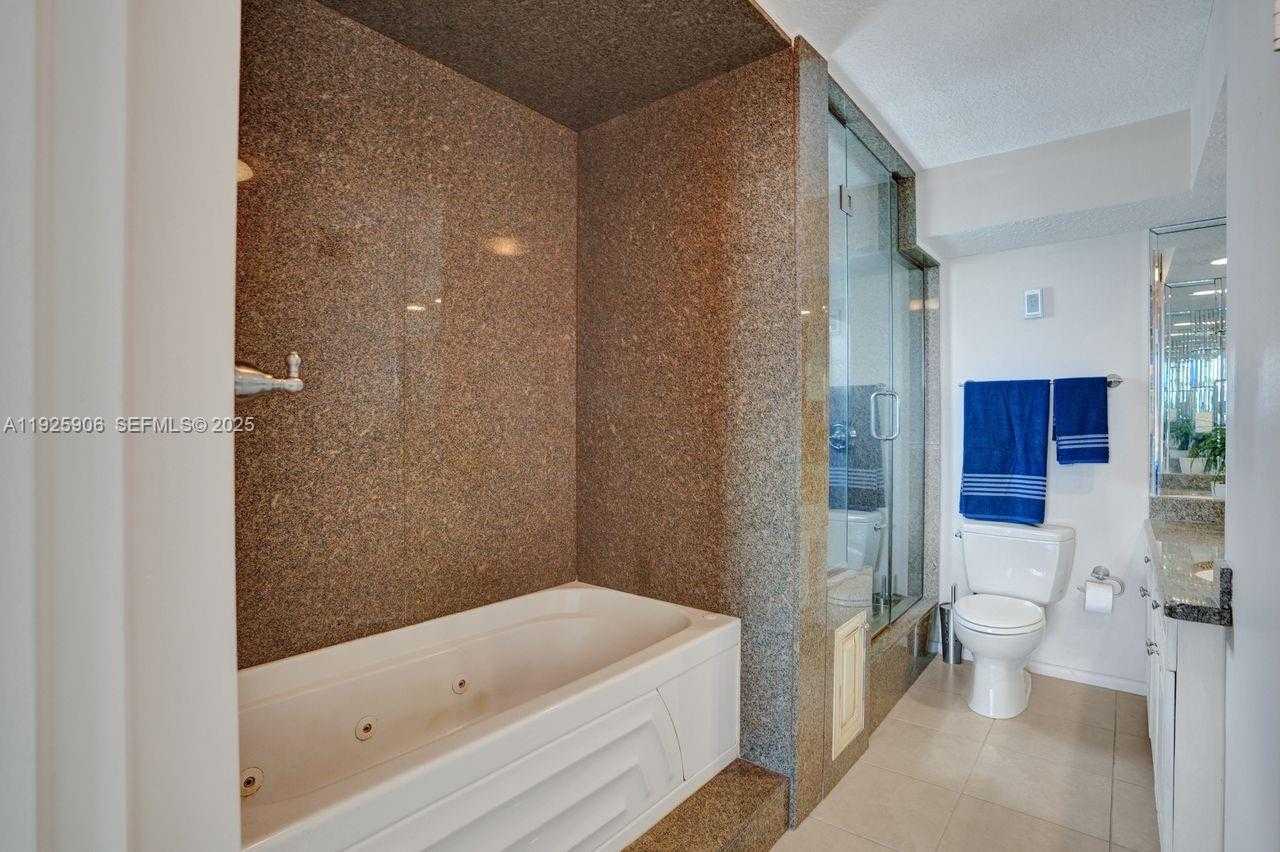 Small Image of 1228 WEST AVE #1002, Miami Beach Number 22