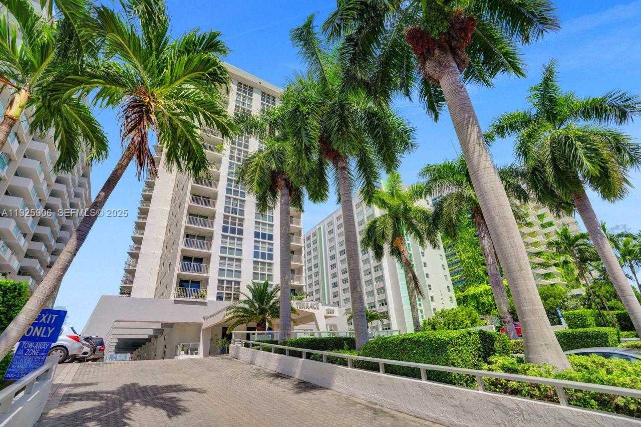 Small Image of 1228 WEST AVE #1002, Miami Beach Number 41