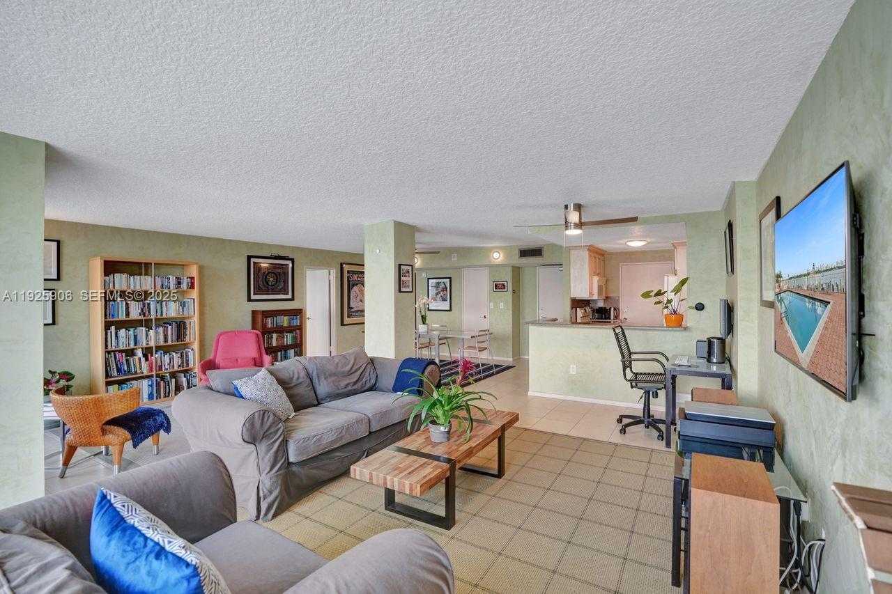 Small Image of 1228 WEST AVE #1002, Miami Beach Number 5