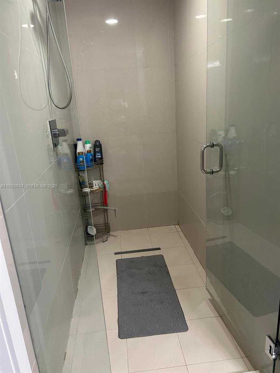 Imagen de Pequeño Objeto