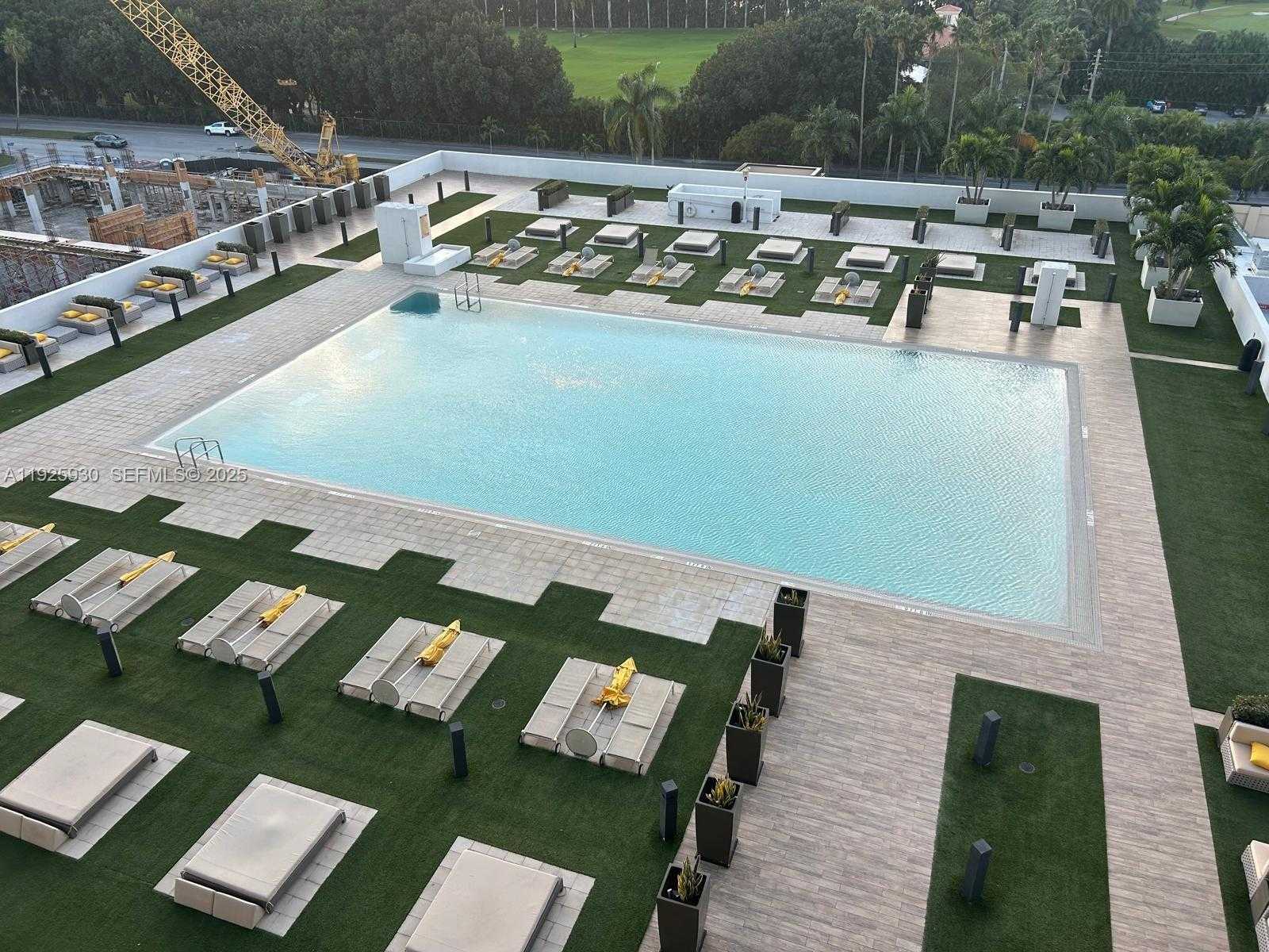 Imagen de Pequeño Objeto