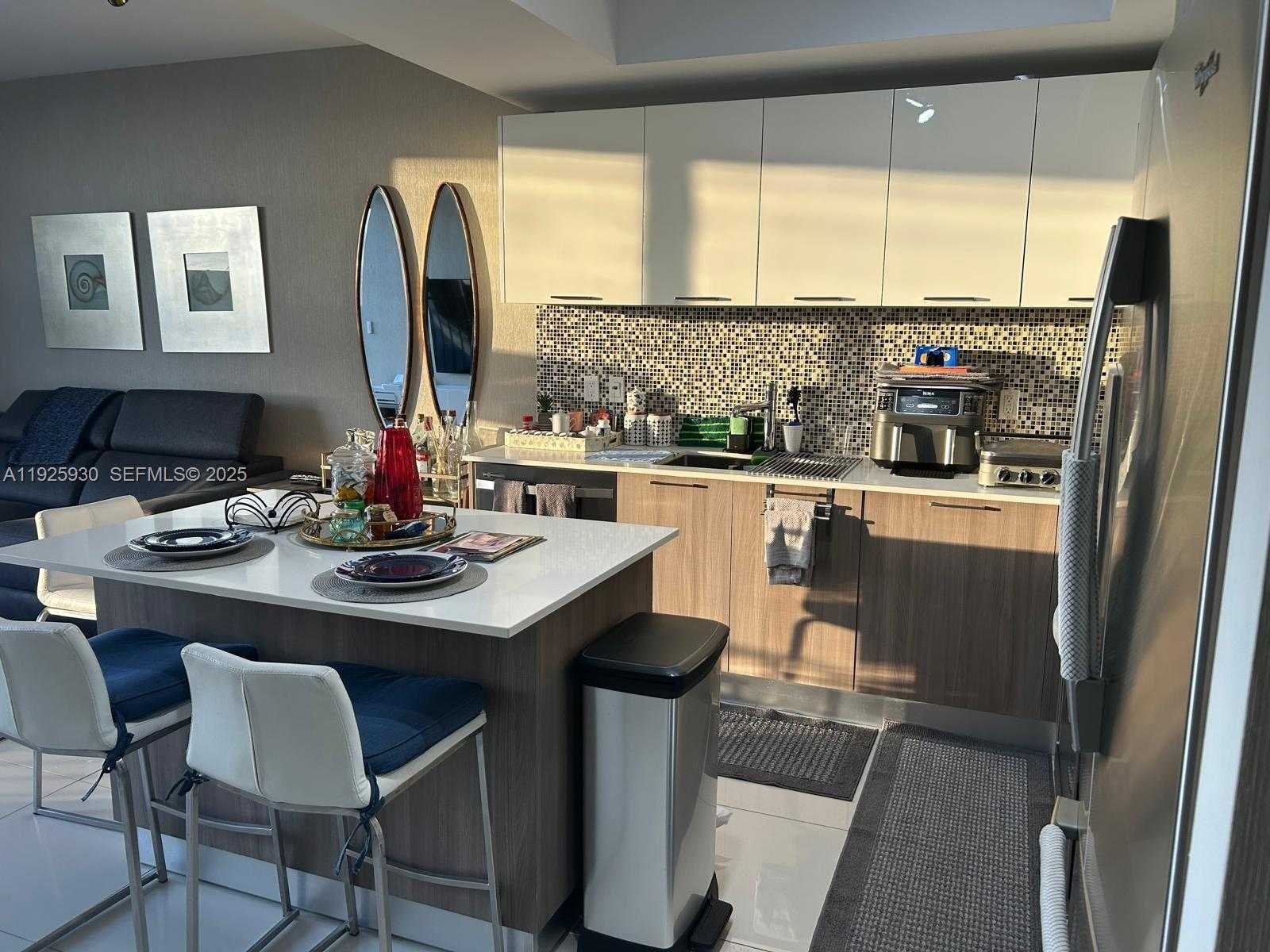 Imagen de Pequeño Objeto