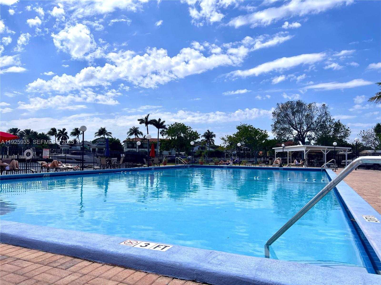 Small Image of 501 THREE ISLANDS BLVD #119, Hallandale Beach Number 13