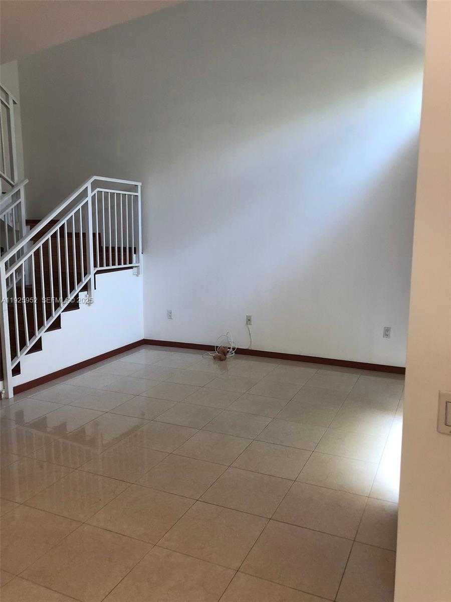 Small Image of 1650 BRICKELL AVE #111, Miami Number 14