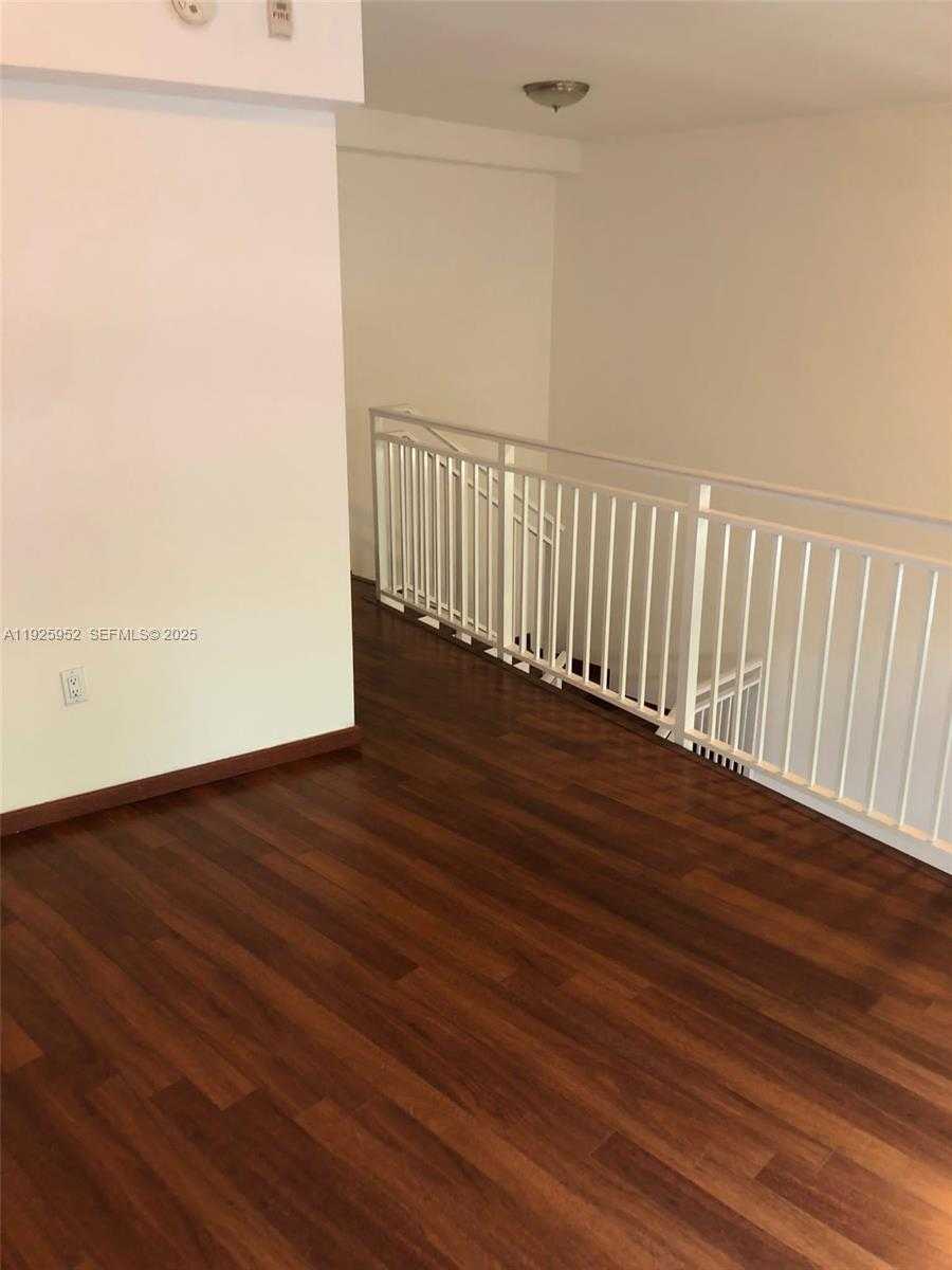 Small Image of 1650 BRICKELL AVE #111, Miami Number 15