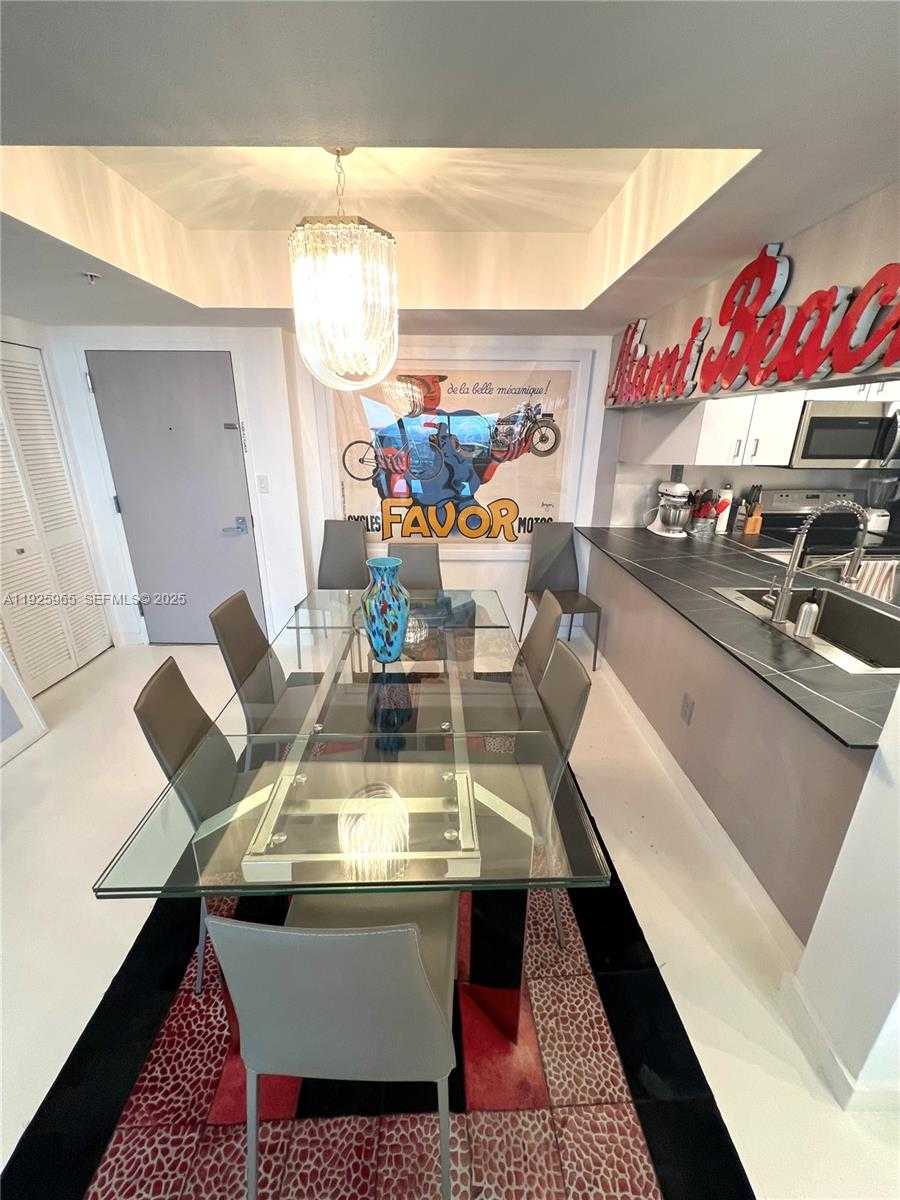 Small Image of 650 WEST AVE #2804, Miami Beach Number 13