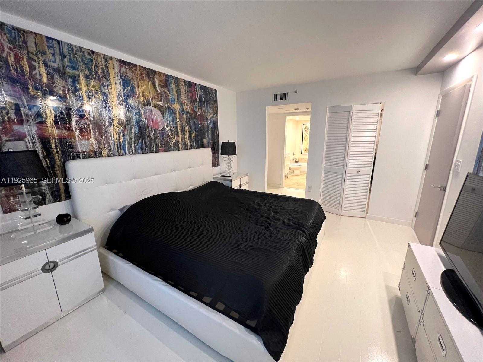 Small Image of 650 WEST AVE #2804, Miami Beach Number 19