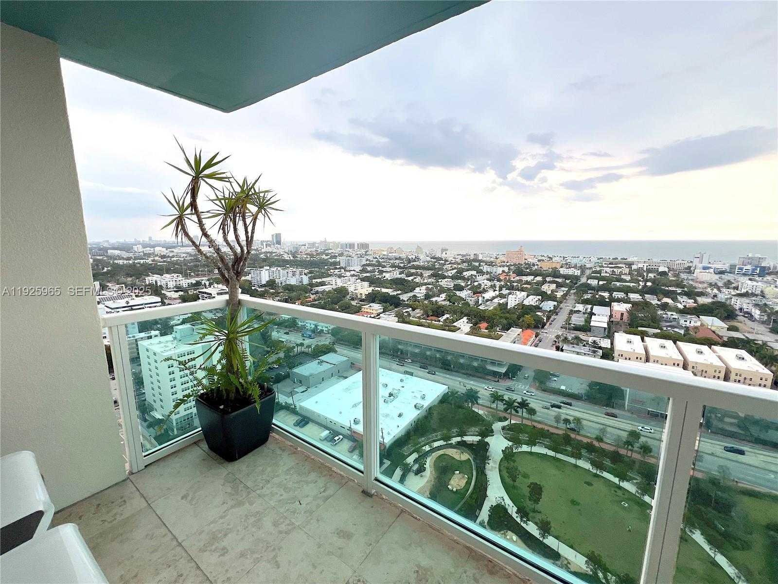 Small Image of 650 WEST AVE #2804, Miami Beach Number 6