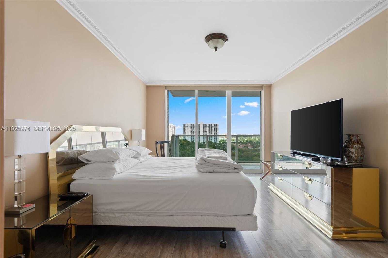 Small Image of 3201 NORTH EAST 183RD ST #1107, Aventura Number 13