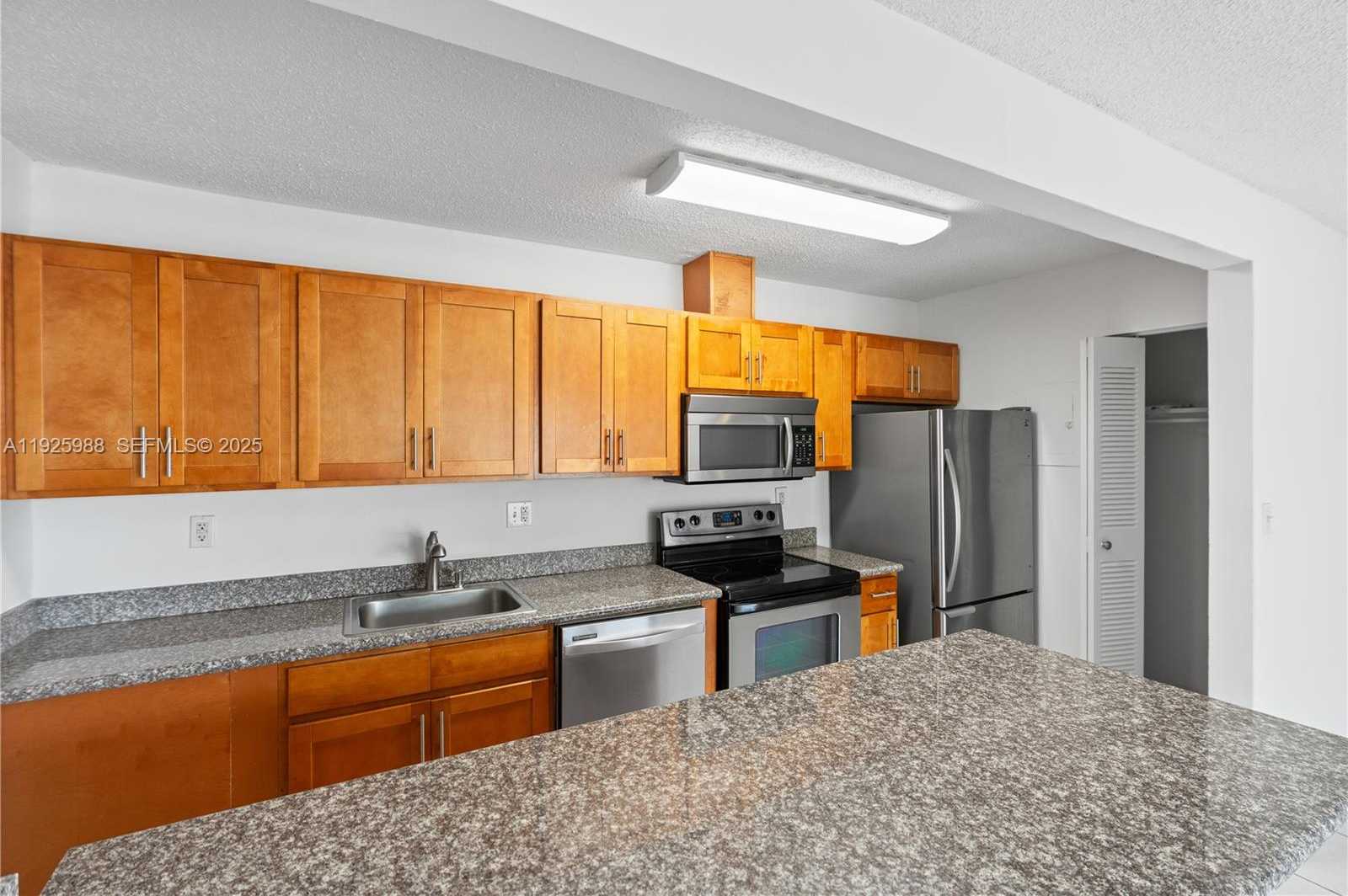 Small Image of 4610 NORTH WEST 79TH AVE #2B, Doral Number 3