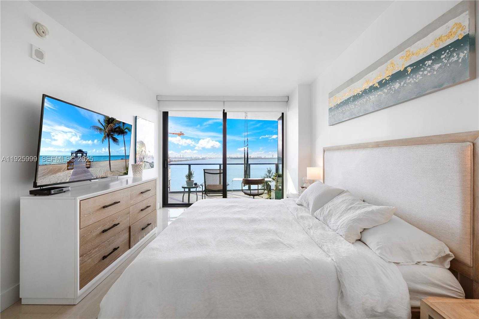 Small Image of 460 NORTH EAST 28TH ST #2006, Miami Number 15