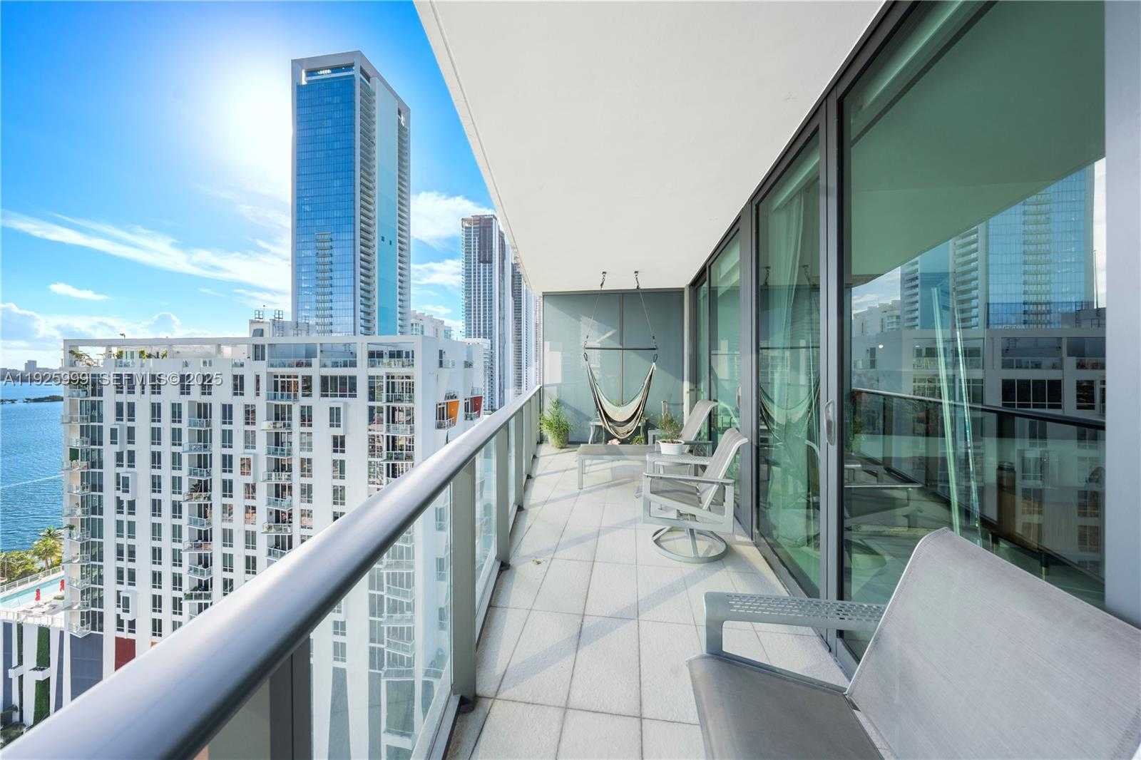 Small Image of 460 NORTH EAST 28TH ST #2006, Miami Number 25