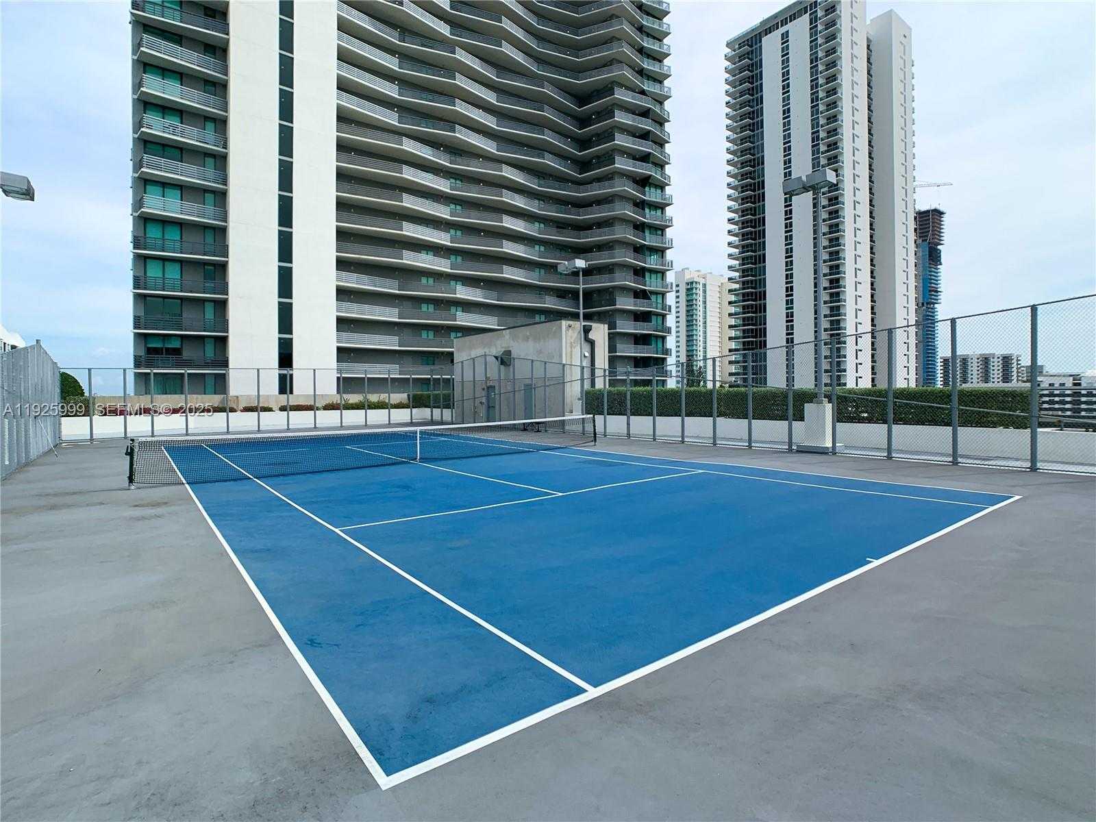 Small Image of 460 NORTH EAST 28TH ST #2006, Miami Number 32