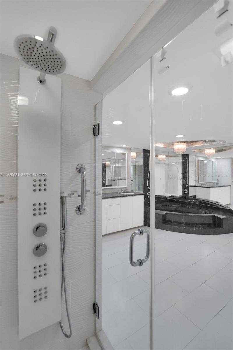 Imagen de Pequeño Objeto