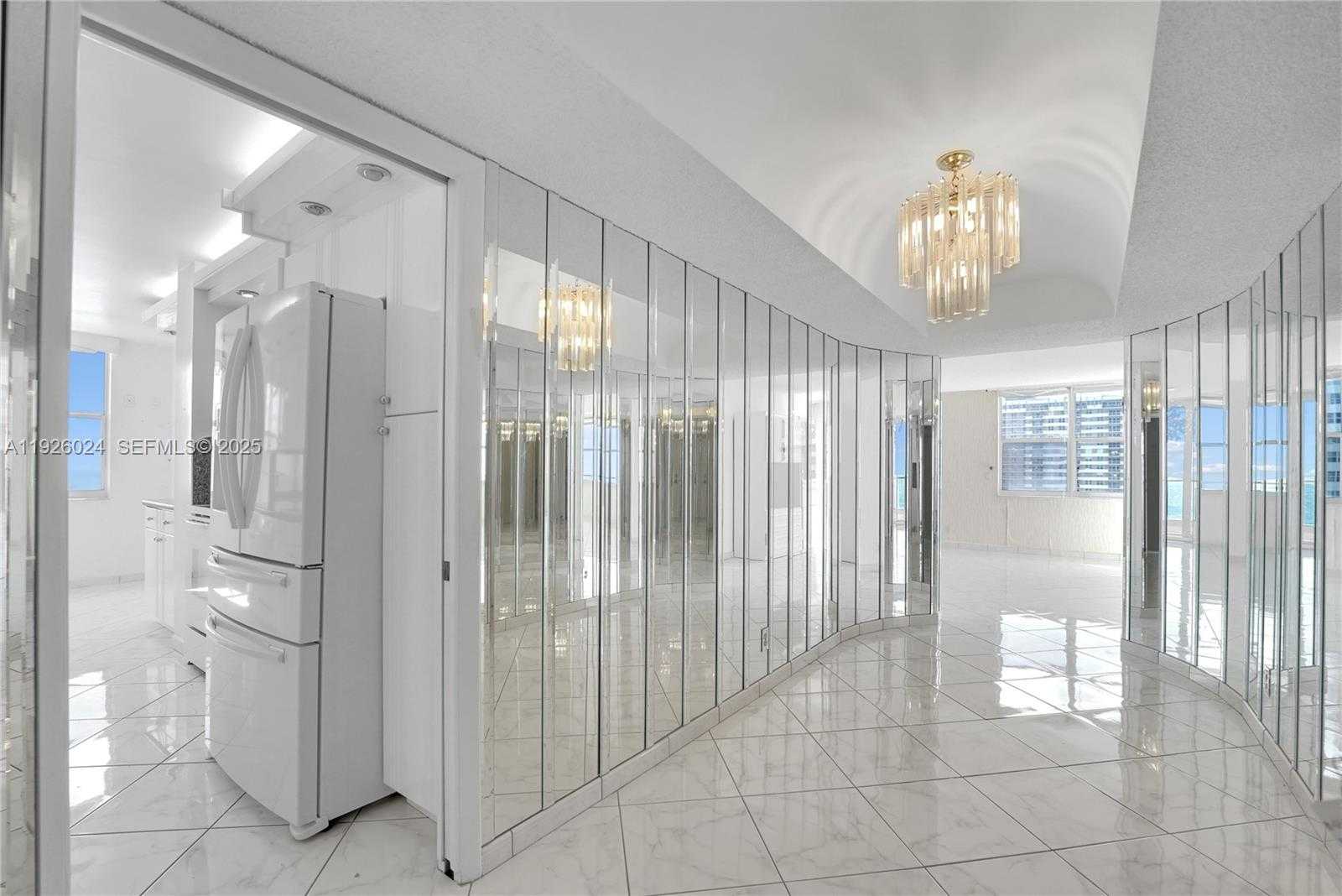 Imagen de Pequeño Objeto