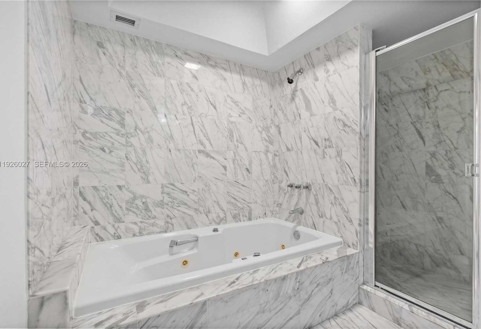 Small Image of 5757 COLLINS AVE #707, Miami Beach Number 40