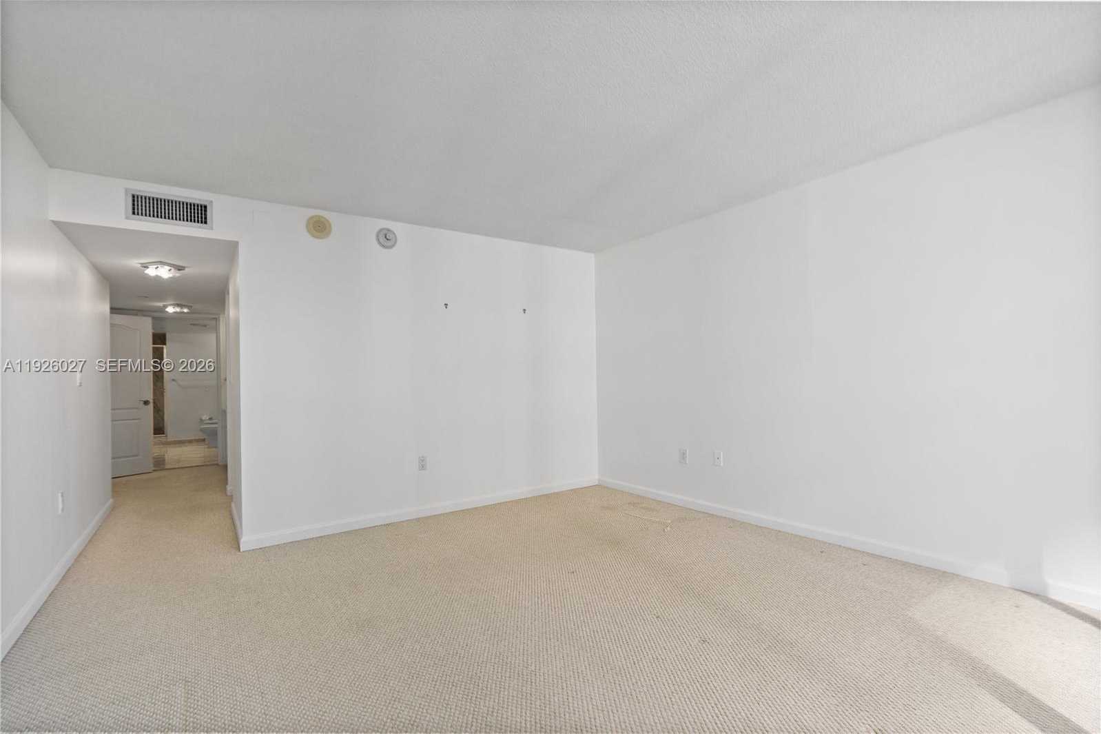 Small Image of 5757 COLLINS AVE #707, Miami Beach Number 47