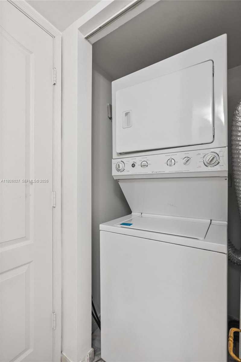 Small Image of 5757 COLLINS AVE #707, Miami Beach Number 49