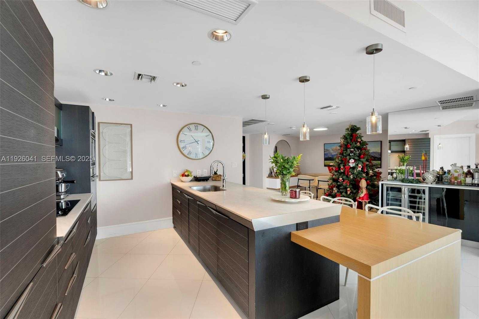 Imagen de Pequeño Objeto