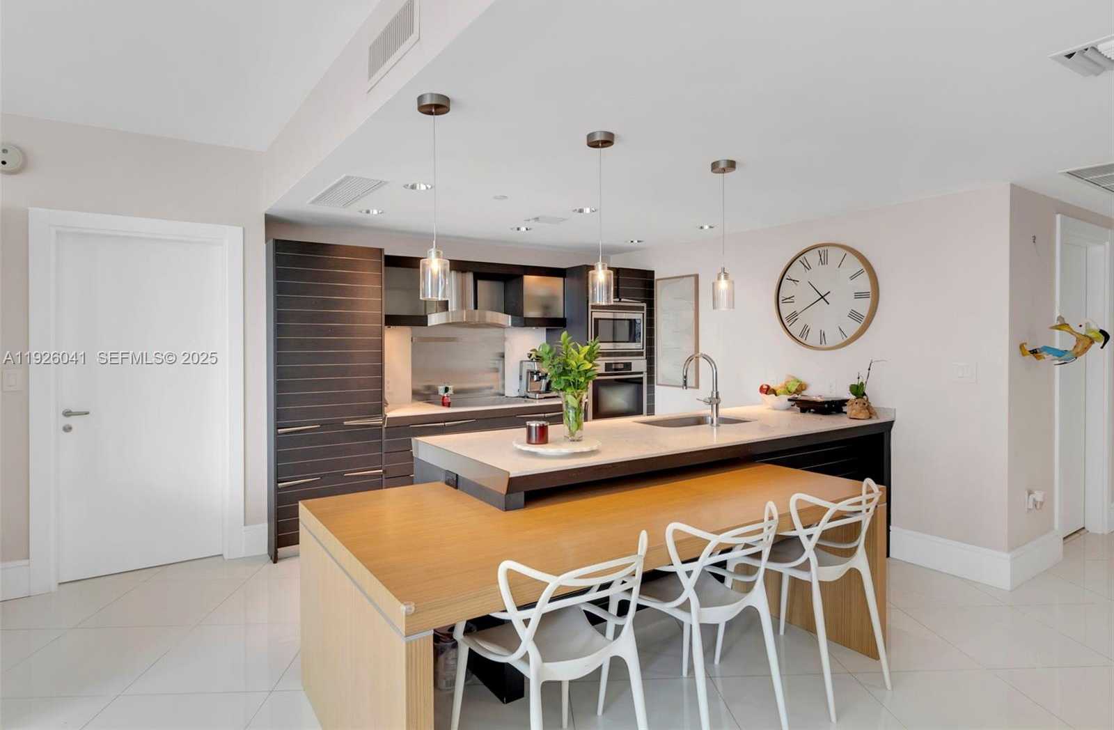 Imagen de Pequeño Objeto