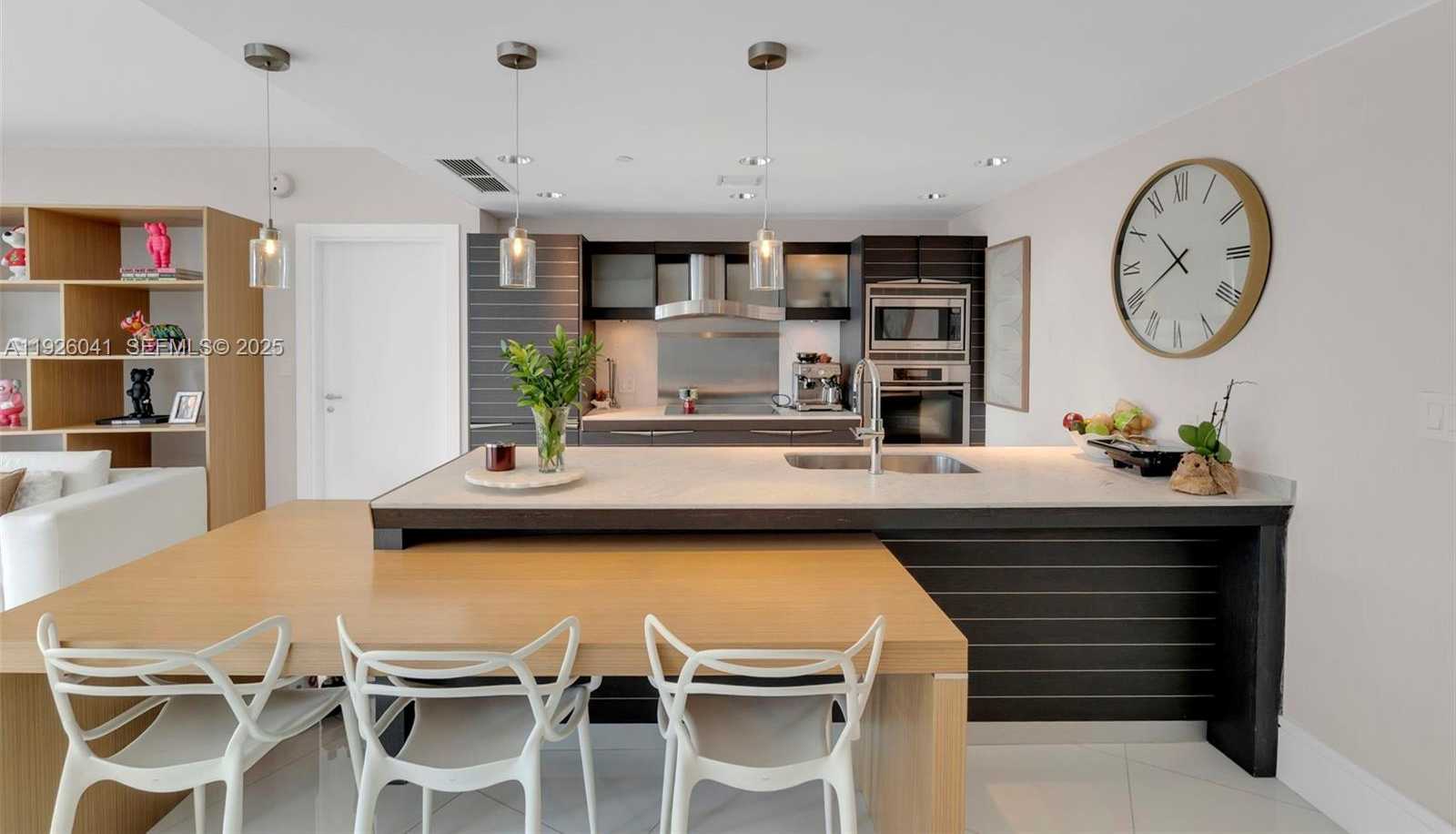 Imagen de Pequeño Objeto