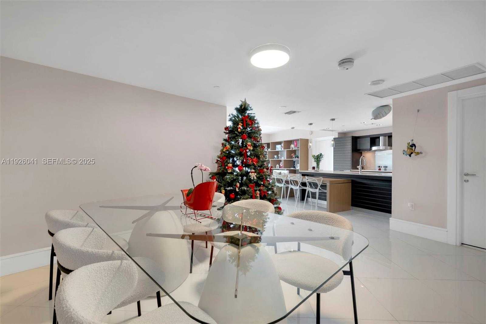 Imagen de Pequeño Objeto