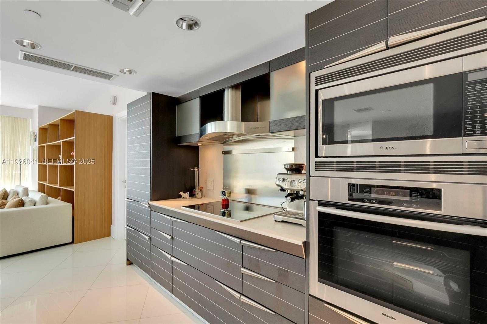 Imagen de Pequeño Objeto