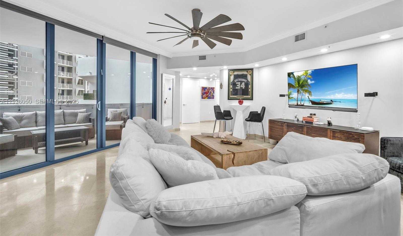 Small Image of 333 LAS OLAS WAY #405, Fort Lauderdale Number 12